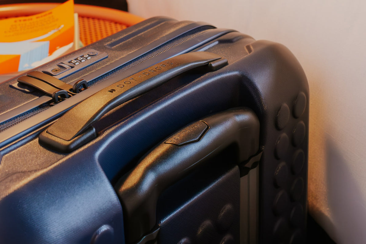 Conseils d’entretien et de nettoyage pour garder votre valise comme neuve